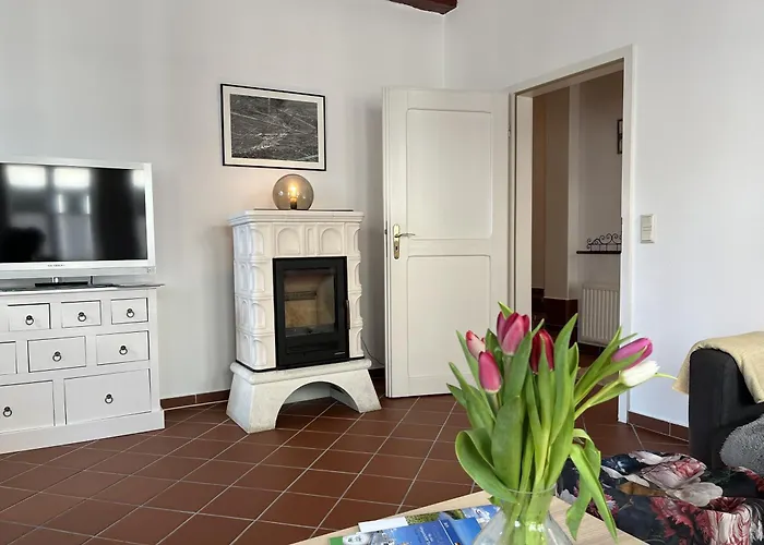 Ferienwohnung am Kirchplatz 25561