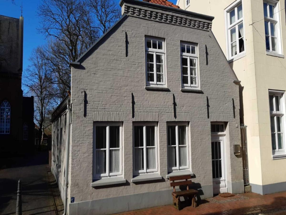 Am Kirchplatz 25561 Apartment